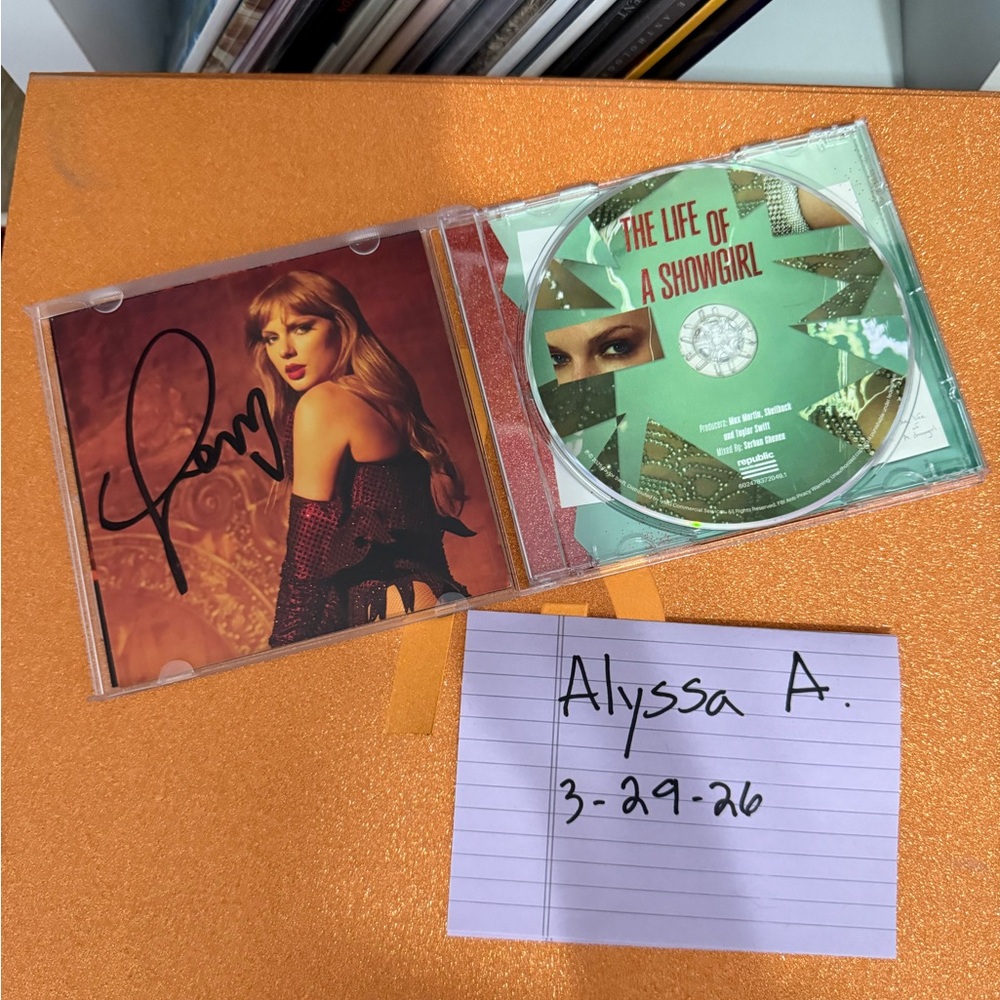 The Life of a Showgirl CD + Hand Signed Photo #3 - Picture 2 of 7